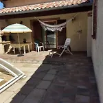 Indepandant Avec Piscine, Cuisine Exterieure, 1 Avec Salle De Bain Et Wc * Coufouleux