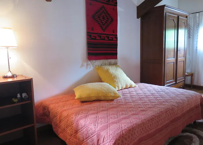 Indepandant Avec Piscine, Cuisine Exterieure, 1 Avec Salle De Bain Et Wc Coufouleux